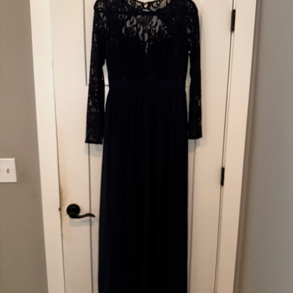 Elegant Navy Lace Evening Dress